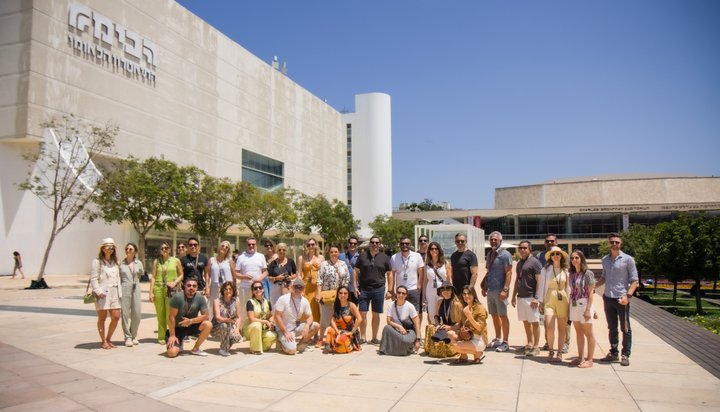 Participe de uma viagem de pesquisa junto com profissionais da Portobello Shop para a cocriação de produtos.