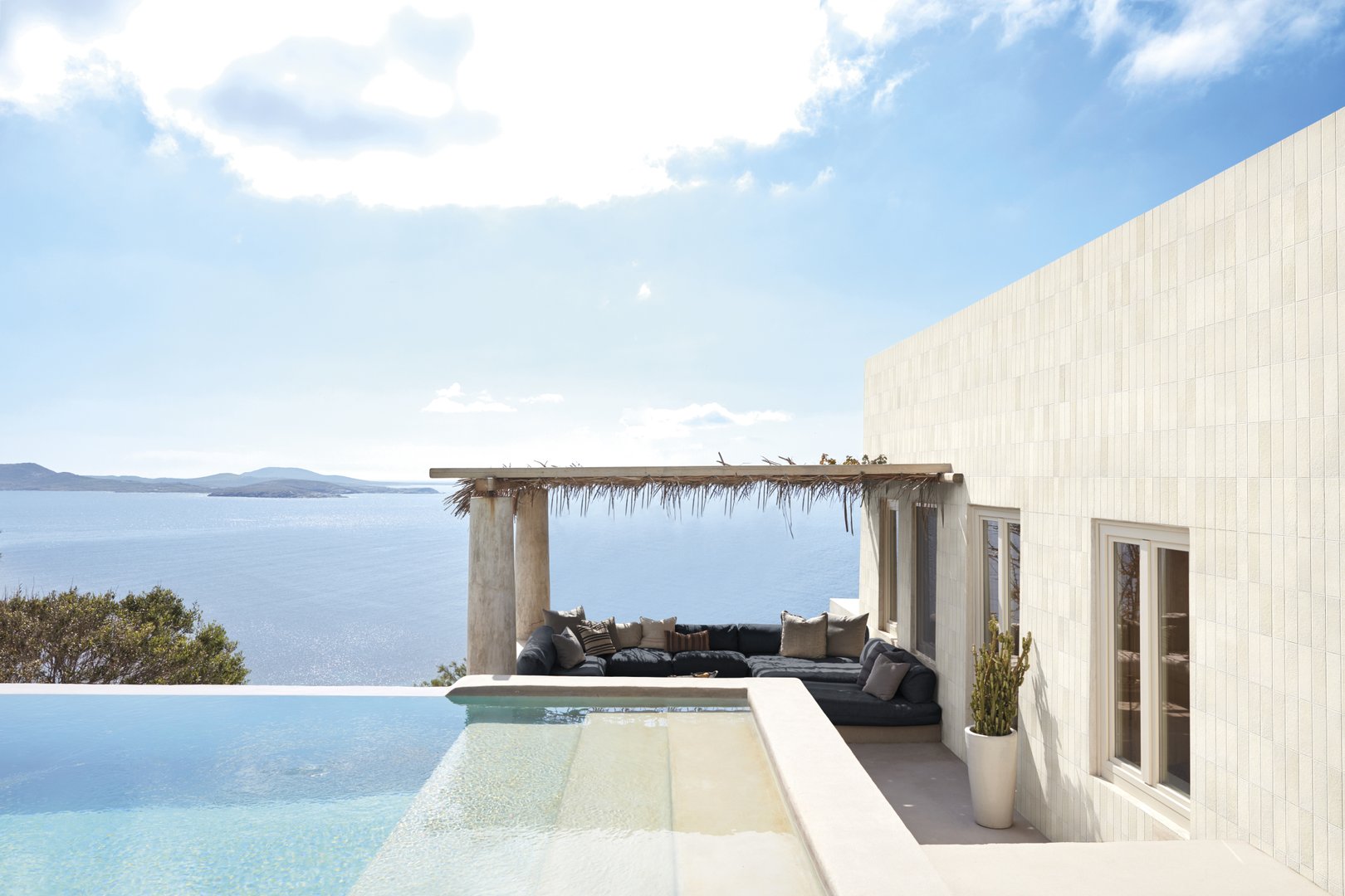 HORIZONTES SANTORINI 